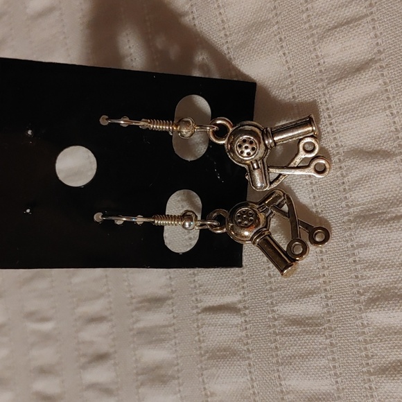 🇨🇦3 For $20🇨🇦Hair Dryer &  Scissors Antique Silver Drop/Pendant Earrings - Picture 4 of 5